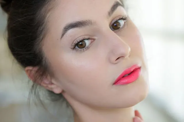 Pilihan Warna Lipstik Menurut Karakter Zodiak. Katanya Sih, Ada Kekuatan Tersembunyi Saat Diterapkan 20