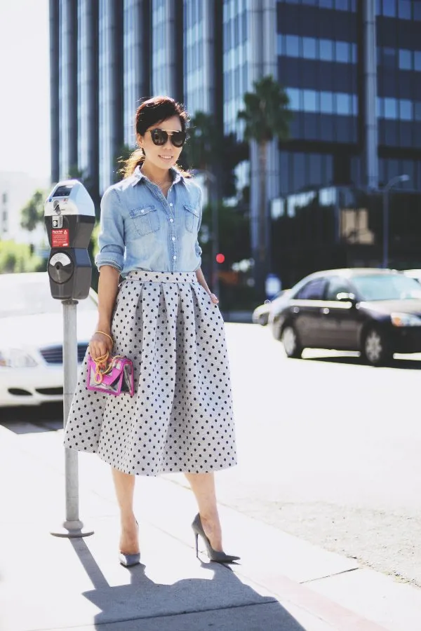 11 Inspirasi Busana Motif Polkadot Buat Cewek. Mau Bergaya Vintage Atau Kekinian Semuanya Oke 12