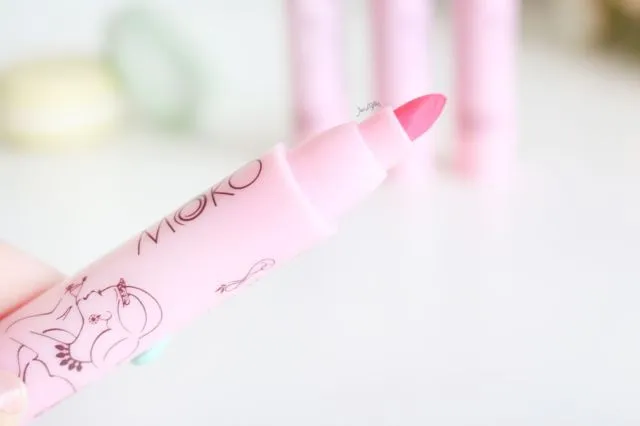 6 Perona Bibir yang Perlu Kamu Ketahui. Mulai dari Lip Balm sampai Lip Cream Semuanya Beda Fungsi 10