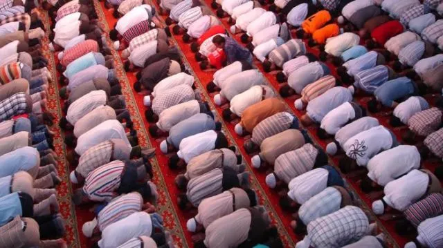 7 Kemudahan dalam Ibadah yang Bisa Didapatkan oleh Musafir. Manfaatkan Agar Ibadahmu Lancar! 13