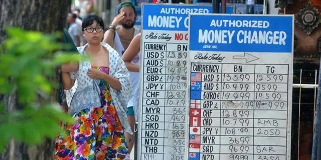Video Kecurangan Money Changer di Bali Ramai di Media Sosial. Oknum Begini yang Mencoreng Pariwisata! 6