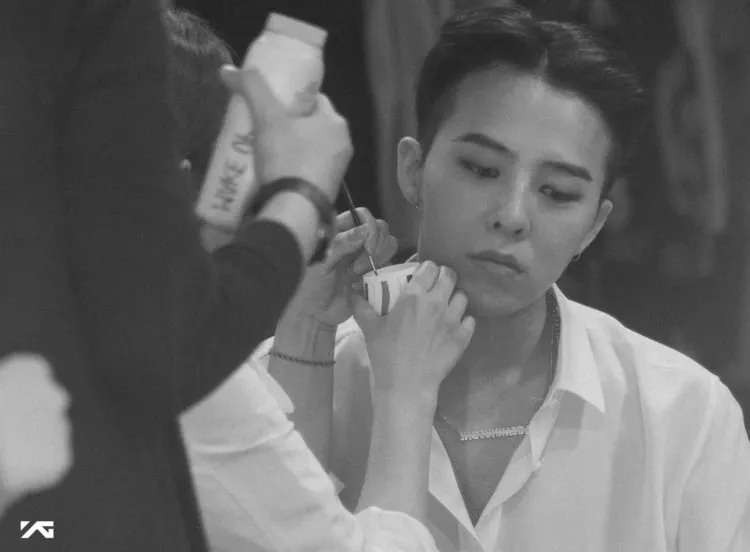 Tak Melulu Baik-baik Saja, Lika-Liku Ini yang Harus Dihadapi Boyband dan Girlband Korea 6
