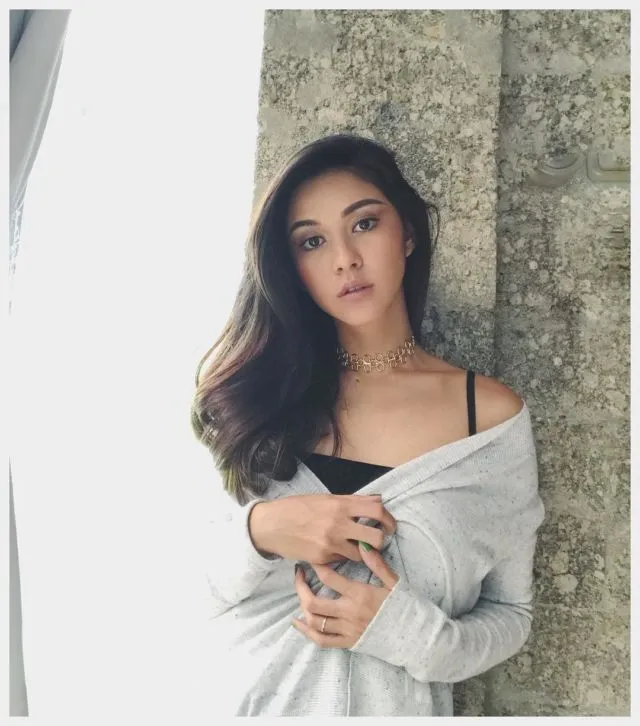 Makin Bertambah Usia, Mama-mama ini Justru Makin Cantik. Cowok-cowok Pasti Makin Betah Liatnya! 14
