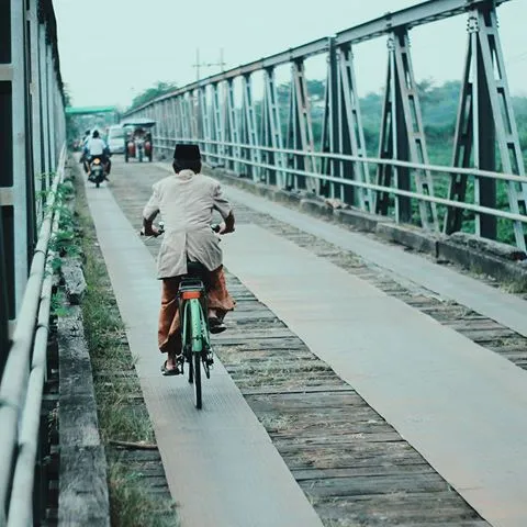 Geliat Mandiri Perbaikan Jembatan Turi, Harusnya Pemerintah Bisa Introspeksi