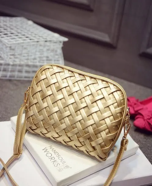 12 Pilihan Tas Lokal Bukan KW yang Nggak Kalah Cantik dengan Tas Bermerek. Murah Tapi Asli! 15