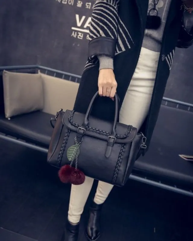 12 Pilihan Tas Lokal Bukan KW yang Nggak Kalah Cantik dengan Tas Bermerek. Murah Tapi Asli! 24
