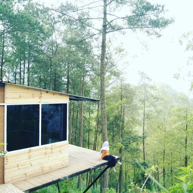 Taman Langit Gunung Banyak, Spot Selfie Bagaikan Negeri Dongeng di Malang yang Harus Kamu Datangi Segera! 16