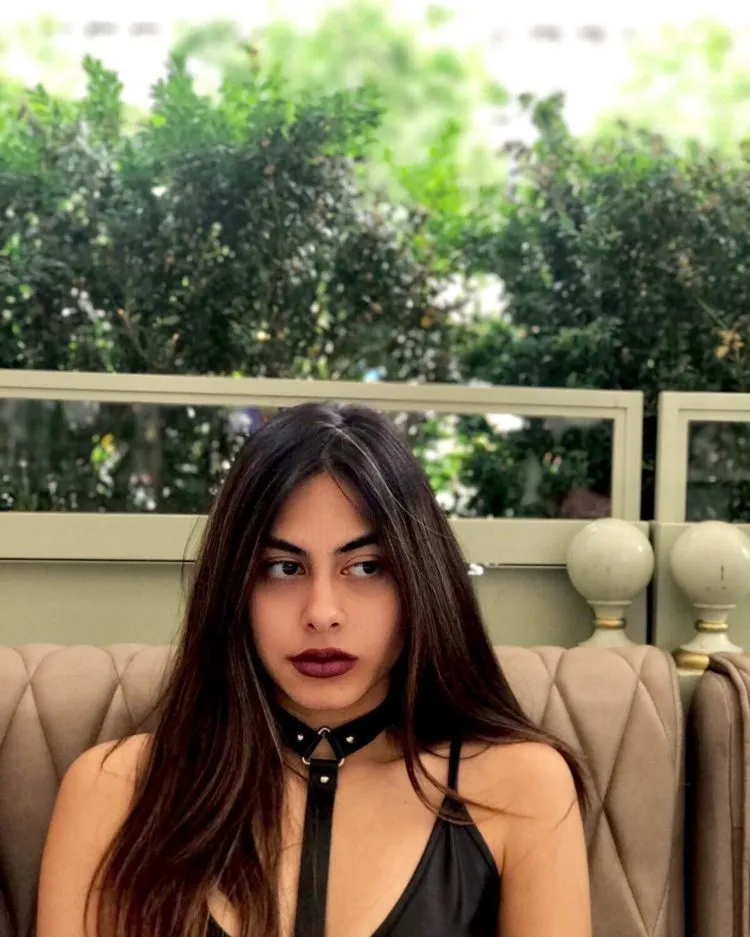 Lupakan Sejenak Kasus Axel Thomas. Ini 15 Foto Valerie Thomas yang Bakal Bikin Kamu Gagal Fokus! 27
