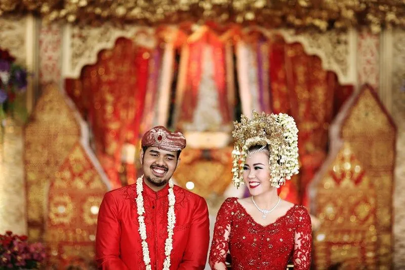Biaya Menikah Nggak Selamanya Harus Ditanggung Cowok. Relaks, ini Cuma Soal Saling Pengertian Kok 5