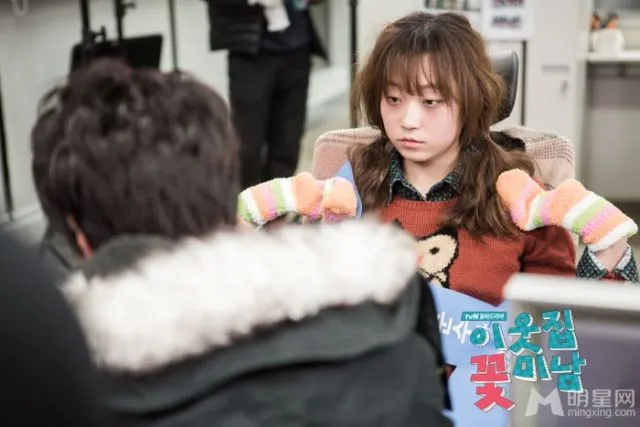 Nonton Drama Korea 18 Jam Non Stop, Cewek ini Nyaris Kehilangan Penglihatannya. Peringatan Nih! 6