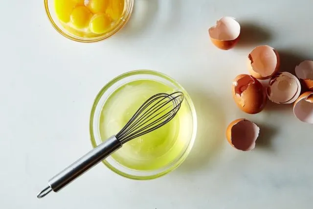 Masih Muda Kok Bibirnya Berkerut? Atasi dengan Mengoleskan 8 Bahan Alami Ini Yuk! 10