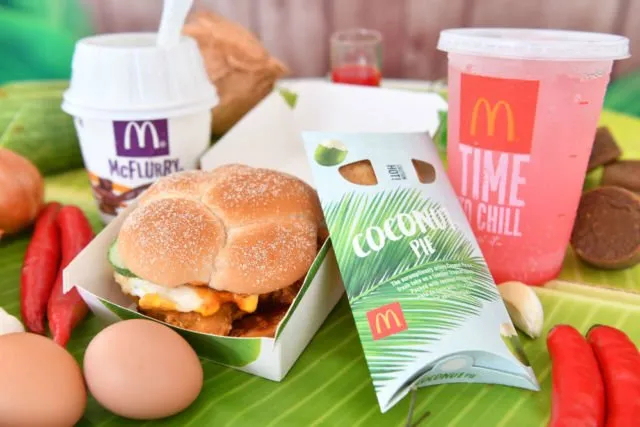 Mau Total Gaet Pasar Lokal, McD Singapura Bikin Burger Nasi Lemak. Udah Burger, Kok Pakai Nasi Ya?! 12