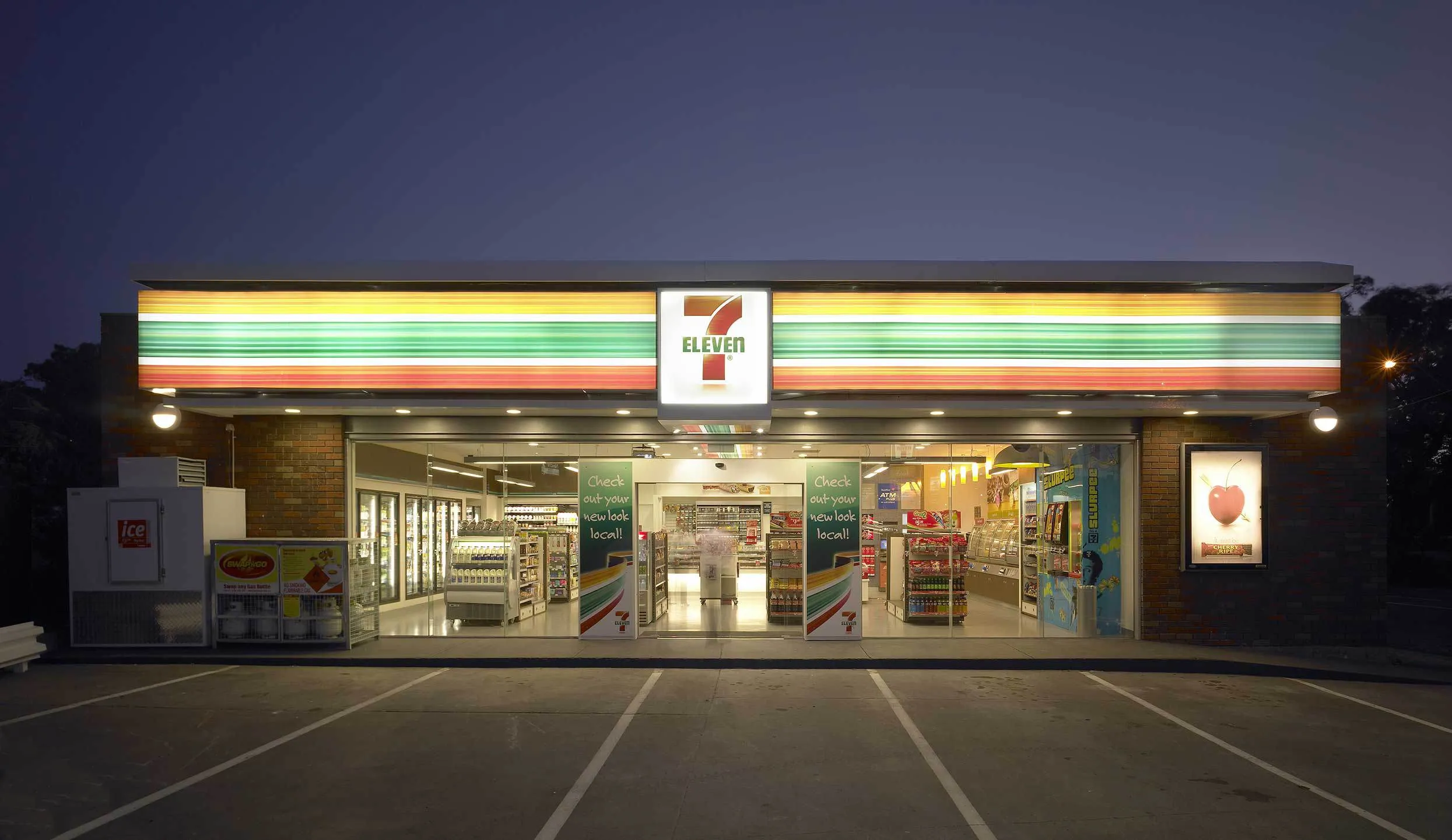 Selamat Tinggal 7-Eleven. Tongkrongan Anak Gaul yang Tak Mampu Bertahan di Persaingan