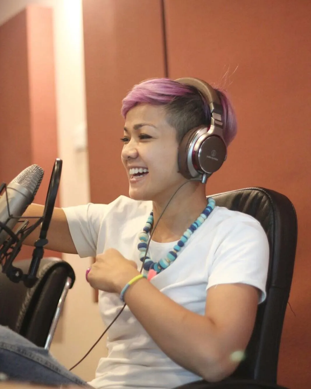 Buat yang Masih Ingat dan Kangen VJ MTV, Ini Penampilan Mereka Sekarang. Masih Pada Gemesin, Ya! 9