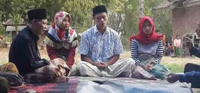 Melestarikan Budaya Merariq, Pria Asal Lombok Ini Menikahi Kedua Pacarnya Agar Tidak Ada yang Terluka! 5
