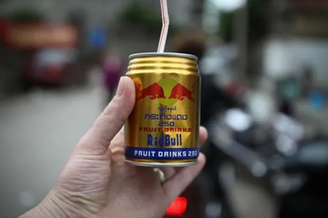 18 Sontekan Nama-Nama Produk Terkenal yang Bakal Bikin Kamu Ketawa Ngakak. Ini Kocak Abis Sih! 32