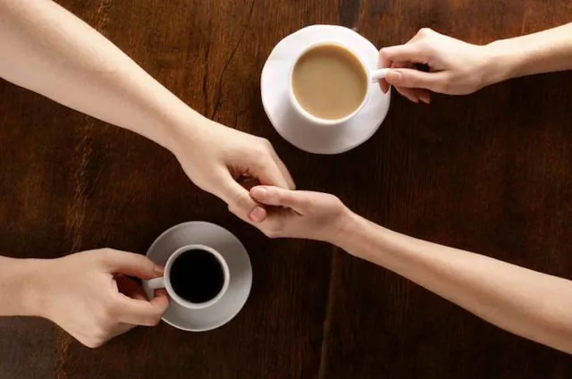 Girls, Ini 7 Hal Romantis yang Bisa Kamu Dapatkan dari Kekasih yang Suka Traveling. Duh, So Sweet 12