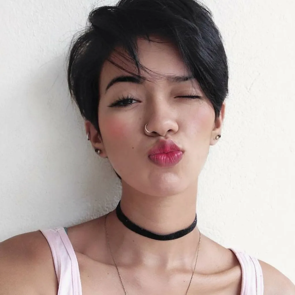 Kumpulan Cewek Berambut Pendek yang Luar Biasa Cantik. Cewek Tidak Selalu Harus Berambut Panjang! 12