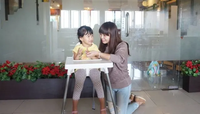 Wawancara Eksklusif Grace Melia; Tentang Menjadi Orangtua Anak Berkebutuhan Khusus (part #1) 9