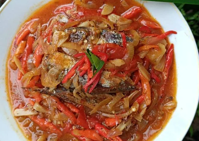 6 Cara Memasak Sarden Kalengan yang Menggoda Selera. Anak Kos Merapat! 6 cara memasak sarden kaleng anak kos