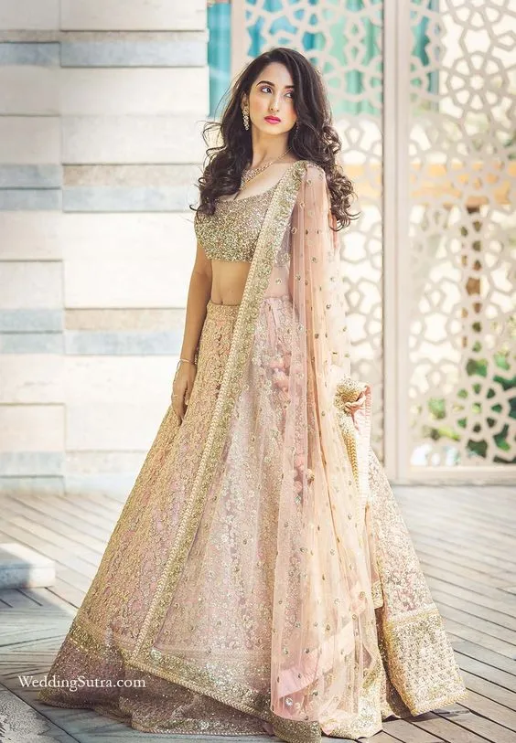 17 Ide Gaun Pengantin India ala Bollywood 26