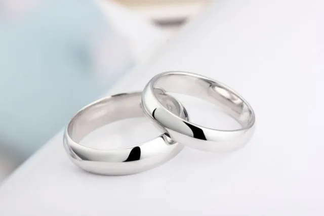 6 Alternatif Logam Selain Emas untuk Cincin Kawin. Referensi Buat Pasangan Muslim Nih! 7