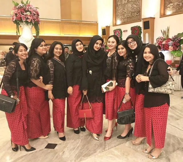 Inilah Perkiraan Jumlah Kebaya yang Harus Disiapkan Jelang Pernikahan, dari Orangtua Sampai Among Tamu 9