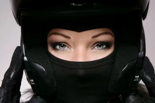 5 Tips Perawatan Kulit Untukmu Para Pengguna Sepeda Motor. Bye-bye Kulit Belang dan Kusam! 10