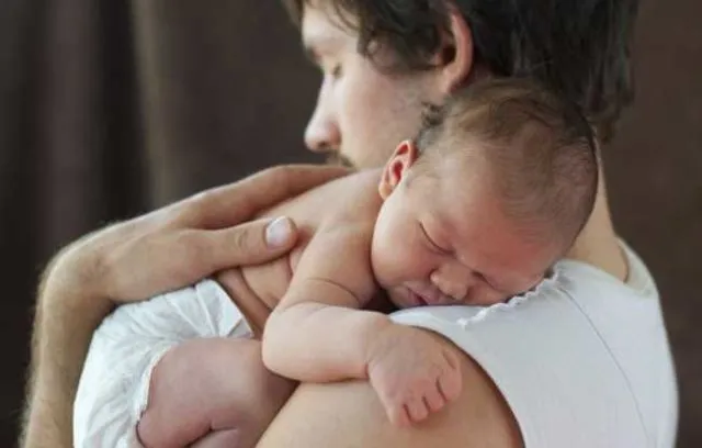 Bedanya Cowok dan Cewek Ketika Mempersiapkan Kehadiran Anak Pertama. Cowok Saking Girangnya Nih! 6