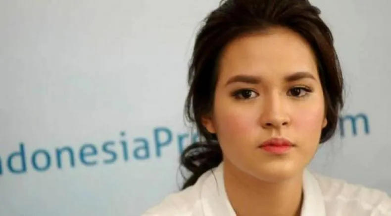 6 Alasan Ini Akan Membuatmu Bangga Punya Pipi Tembem. Udah Cantik, Imut Pula!