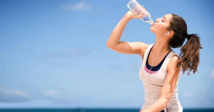 12 Rahasia Manfaat Minum Air Hangat yang Jarang Diketahui Orang. Kamu Akan Tercengang 22