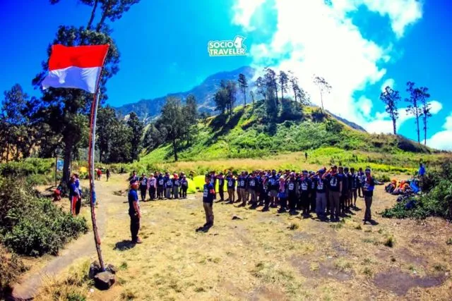 5 Trik Rahasia Biar Dapat Jodoh saat Mendaki! Status Jomblo pun Bisa Hilang Sendiri #HipweeJurnal 9