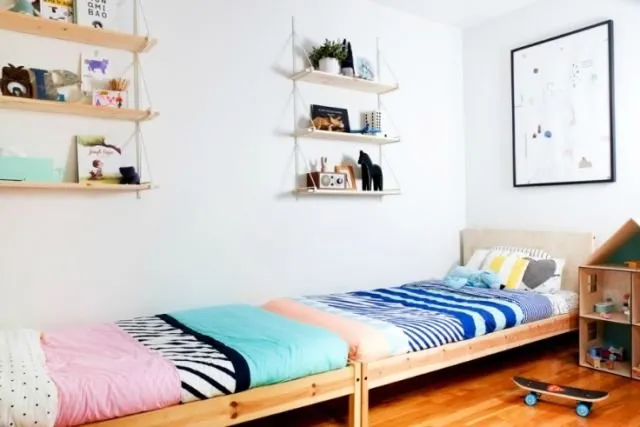 10 Inspirasi Penataan Kamar Kost Sekamar Berdua. Biar Lebih Rapi dan Tertata 12