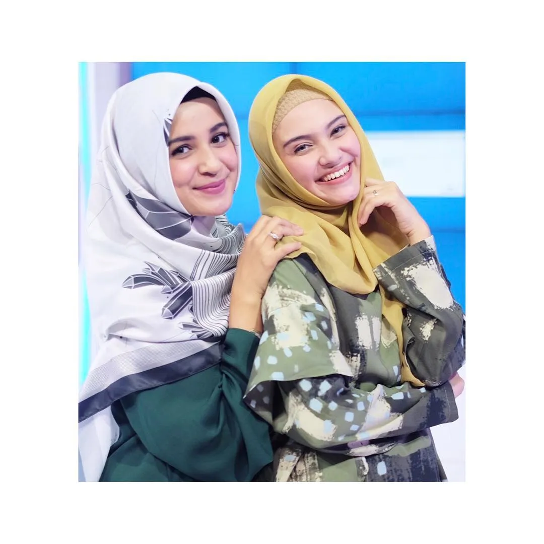 Meniti Tangga Perhijaban Pakai Ciput Rajut yang Makin Melorot Makin Gaul 5