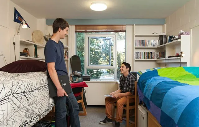 10 Inspirasi Penataan Kamar Kost Sekamar Berdua. Biar Lebih Rapi dan Tertata 13