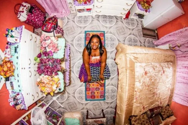 Fotografer Ini Memotret Kamar Tidur dari Berbagai Negara di Dunia. Bisa Banyak Belajar Budaya Lain! 19