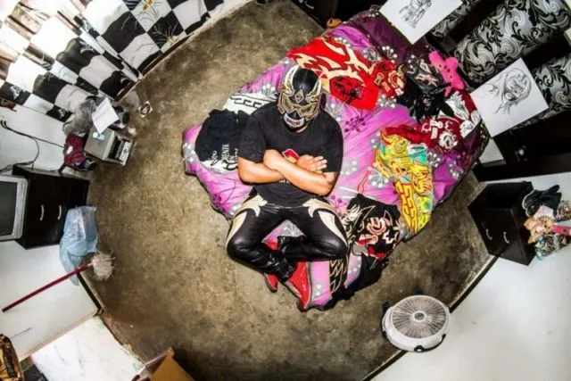 Fotografer Ini Memotret Kamar Tidur dari Berbagai Negara di Dunia. Bisa Banyak Belajar Budaya Lain! 21