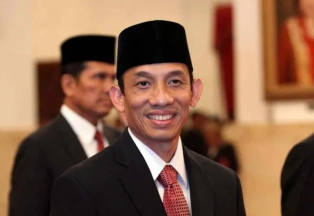 Rela Lepaskan Gaji Tinggi Demi Membangun Negeri, 5 Tokoh Bangsa Ini Patut Diapresiasi 9