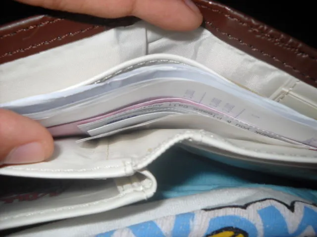 Menebak Kepribadian Berdasarkan Cara Mengatur Uang di Dompet. Coba Cek Kamu Tipe Orang yang Mana! 10