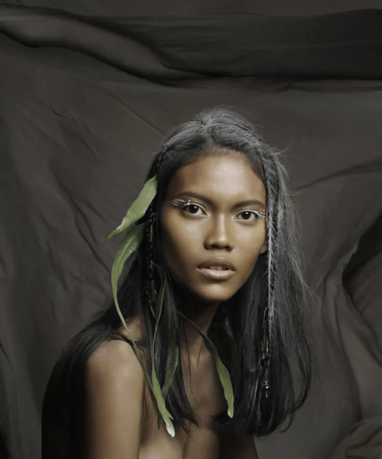 Laras Sekar Arum, Model Indonesia yang Terkenal di Mancanegara. Minim Kontroversi Sarat Prestasi! 10