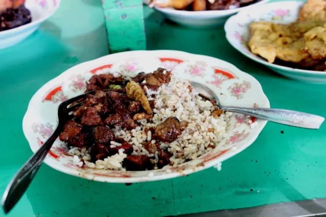 Jalan-Jalan ke Yogyakarta? Jangan Lupa Puaskan Perut di 6 Destinasi Wisata Kuliner Enak Ini 11