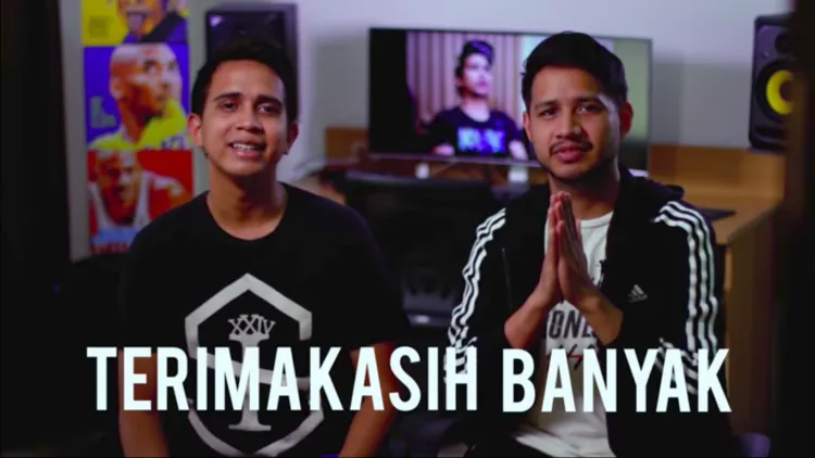 Nggak Semua Youtuber Gila Ketenaran. Ini Ada Youtuber yang Bagi-Bagi Beasiswa Demi Menolong Orang! 4