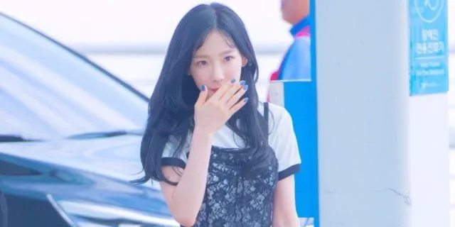 Diundang ke Countdown Asian Games di Indonesia, Taeyeon SNSD Geram dengan Ulah Fans di Bandara! 10