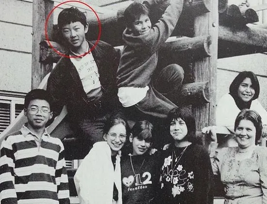 Pernah Heran Nggak Sama Gaya Rambut Kim Jong-un? Ini Fakta Dibalik Rambut Jambulnya yang Nyentrik 6