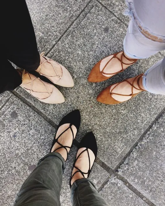Beban Hidup Akibat High Heels Bisa Hilang dengan 12 Deretan Foto Sepatu Balerina yang Menawan Ini 17