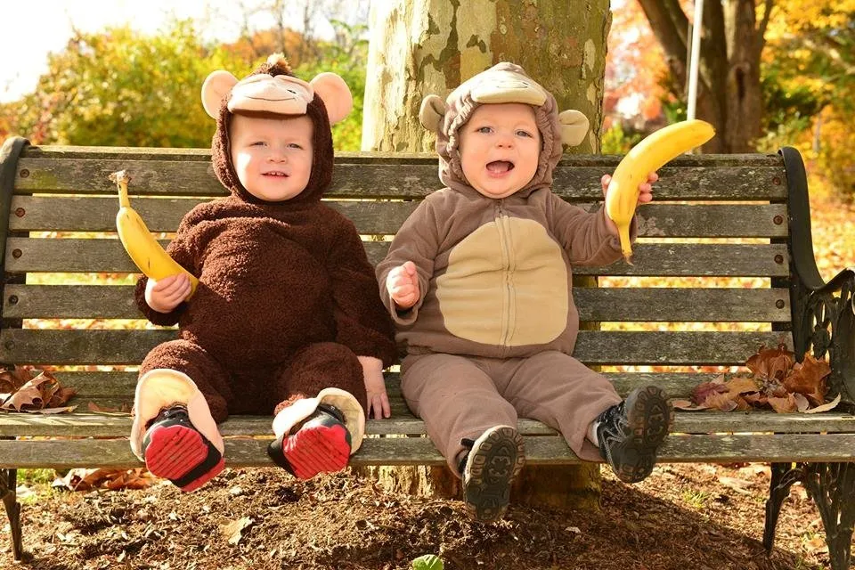 13 Parade Foto Bayi dengan Kostum yang Unik. Mulai 'Dilipat' dalam Sandwich Sampai Baju Monyet. Aih Lucu! 25