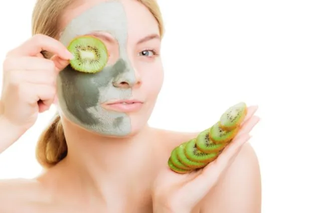 8 Kandungan di Dalam Kosmetik Anti Jerawat. Pelajari Khasiatnya Agar Kulitmu Makin Terawat 14