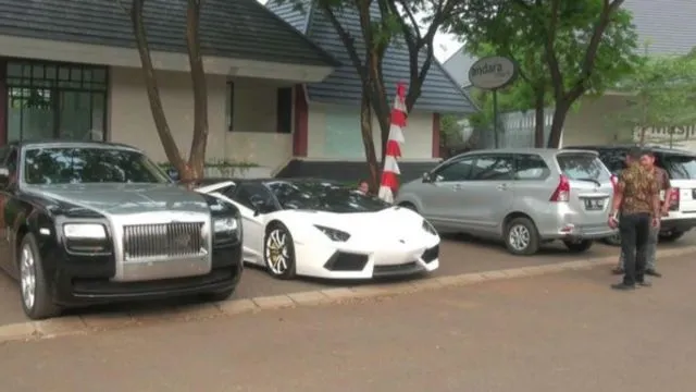 Ini Nama-Nama Artis yang Terkait Masalah Pembayaran Pajak Mobil Mewah. Banyak Juga Ya Ternyata 4