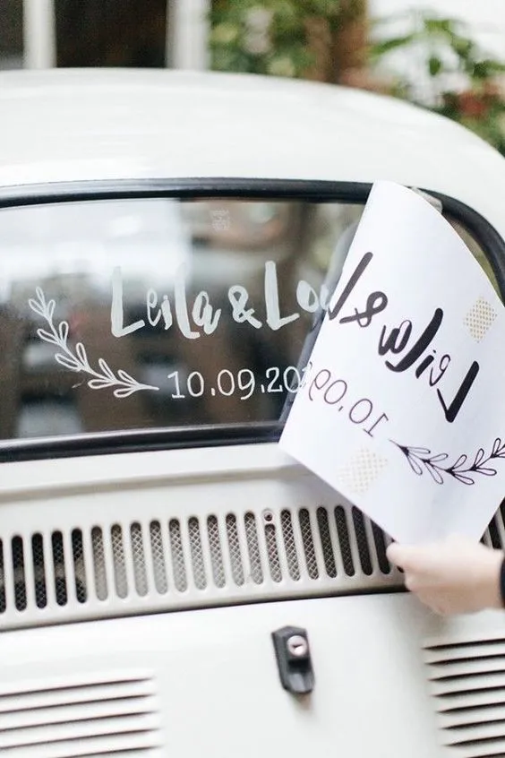 10+ Ide Dekor Hiasan Mobil Pengantin yang Unik & Keren 24