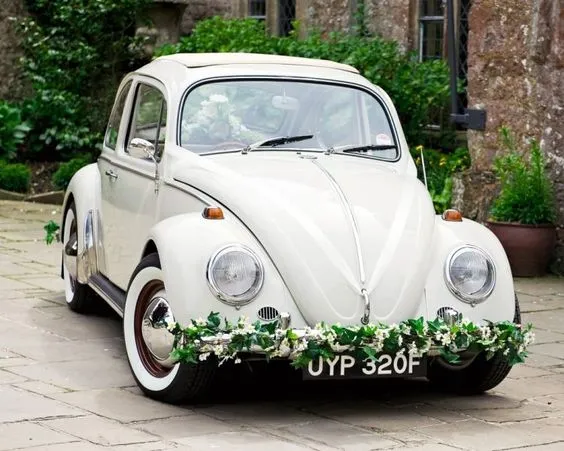 10+ Ide Dekor Hiasan Mobil Pengantin yang Unik & Keren 15